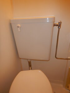 3点式ユニットバス トイレタンク 交換