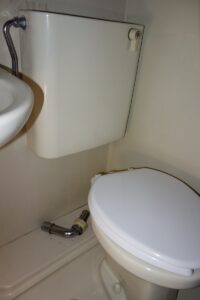 3点式ユニットバス トイレタンク 交換 事例