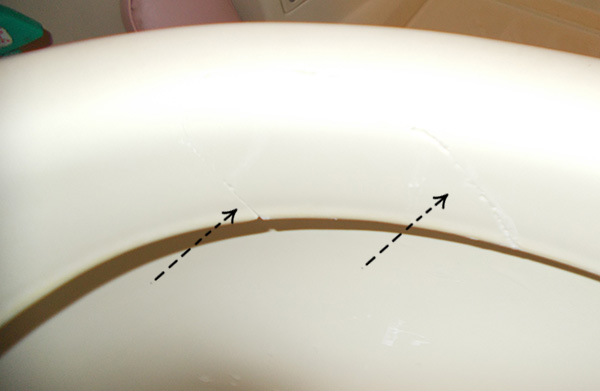 豊島区の3点式ユニットバス便器のみ交換 便器のひび